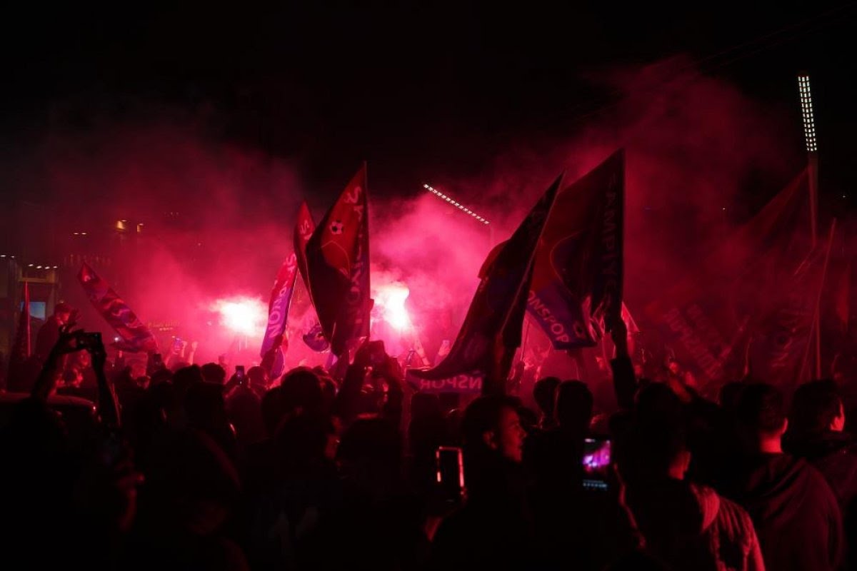 Silivri'de Trabzonspor'un Şampiyonluk Kutlamaları