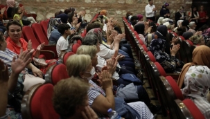 Silivrili Kadınların Tiyatro Keyfi