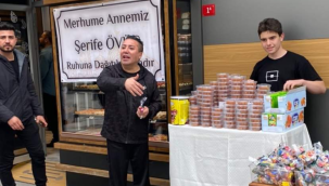 Sosyal medya fenomeni Murat Övüç, merhum annesi için Silivri'de hayır lokması dağıttı