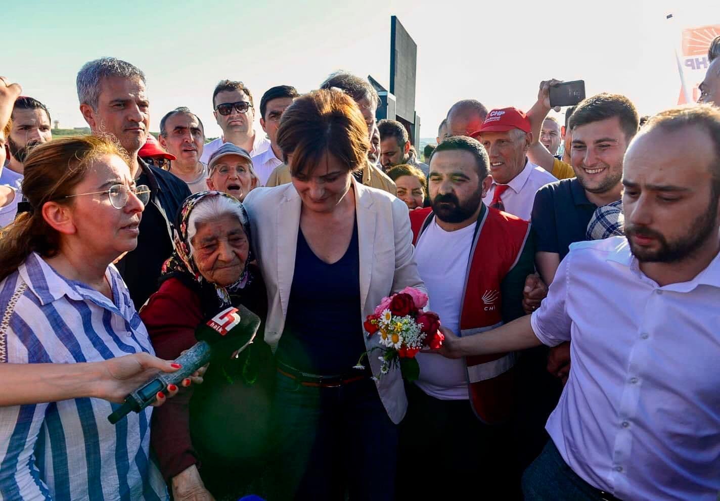 CHP Silivri, Kaftancıoğlu'nu yalnız bırakmadı