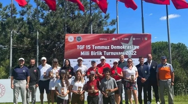 TGF 15 Temmuz Demokrasi Ve Milli Birlik Turnuvası'nın Şampiyonları Kadirhan Yener Ve Sude Bay Oldu