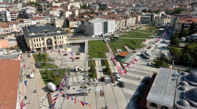 Üsküdar'a Zafer Bayramı Hediyesi