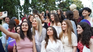 1000 Kız Öğrenciye 'Büyüt Hayallerini' Bursu