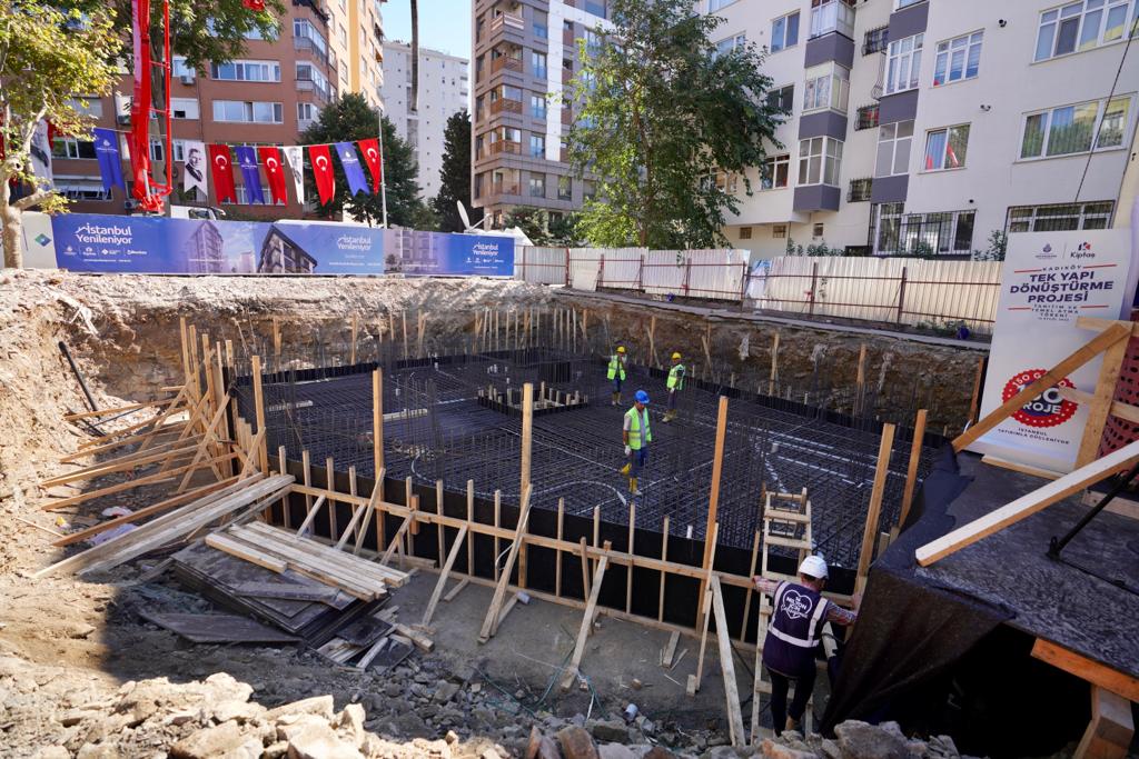 İBB'den Bir İlk 'Tek Yapı Dönüştürme Projesi' Kadıköy'de Başladı