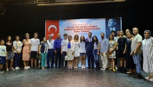 LGS'de ilk 10'a giren Odak Okulları öğrencileri ödüllendirildi