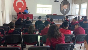 Sarıbekir öğrencileri, seçtikleri meslek gruplarıyla alakalı bilgi aldı