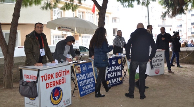 Sarıbekir ailesinin acılarına bağış yaparak ortak oldular 