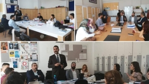Silivri'deki Öğretmenlere Türk Eğitim-Sen Hakkında Bilgiler Verildi