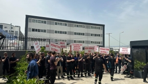 Selimpaşa'da faaliyet gösteren Şafak Elektrik işçilerinden 'mobbing' eylemi!