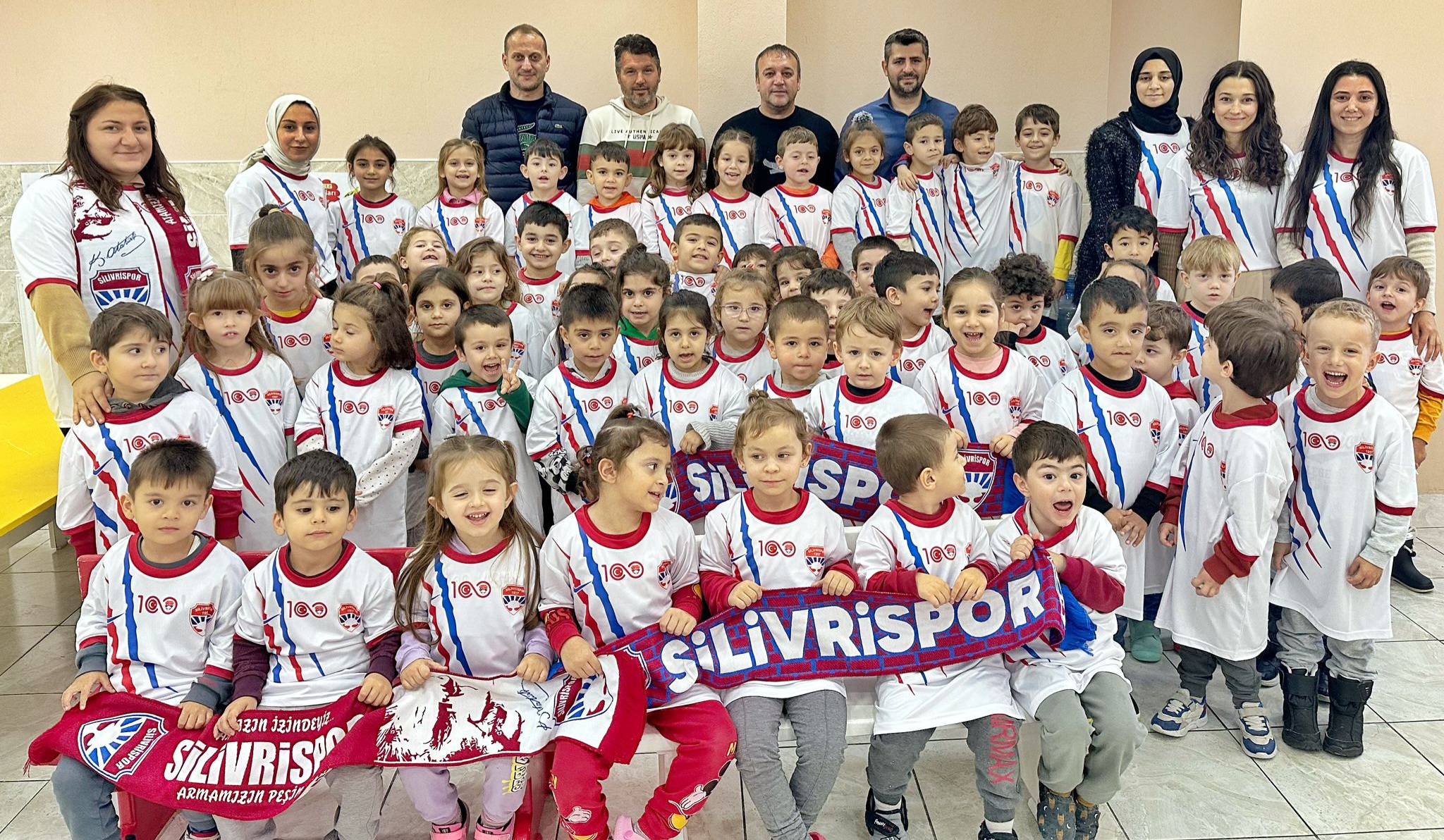 Maşalacı'nın Minik Öğrencilerinden Silivrispor'a Tam Destek