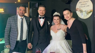 CHP'nin Kontenjan Adayı Mehmet Keleş, Kardelen ve Ümit Çiftinin Düğününe Katıldı