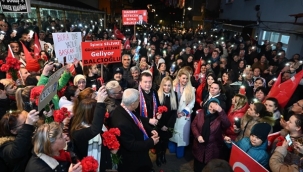 Ortaköy'de Balcıoğlu Coşkusu: "İstanbul'da İmamoğlu, Silivri'de Balcıoğlu" Sloganı Yankılandı