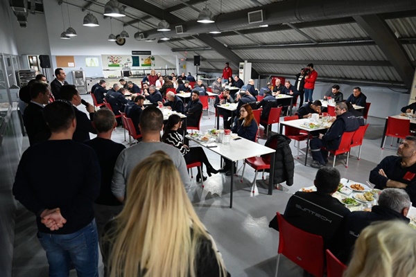 Silivri Belediye Başkan Adayı Bora Balcıoğlu, İşçilerle Öğle Yemeğinde Buluştu