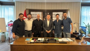 Başkan Balcıoğlu, Hemdem Sanat Akademisi Üyelerini Makamında Ağırladı