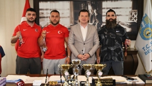 Başkan Balcıoğlu, Silivri'nin Milli Güreşçileri'ni Makamında Ağırladı