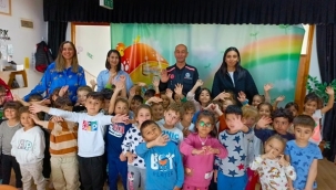 Silivri Arama Kurtarma Ekipleri Okullarda Afet Bilinci ve Farkındalık Eğitimlerine Devam Ediyor