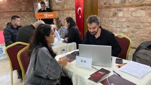 Silivri Belediyesi ve İBB'den İş Arayan Vatandaşlara Destek Oluyor