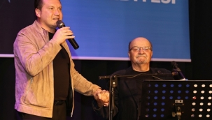 Başkan Balcıoğlu, Piyanist Engin Erkuş'un Müzik Dinletisine Katıldı