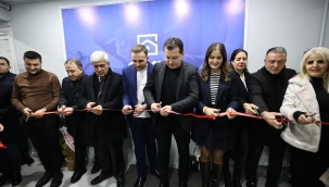 Başkan Balcıoğlu, Genç Girişimci Berkay Onur'un İş Yeri Açılışına Katıldı