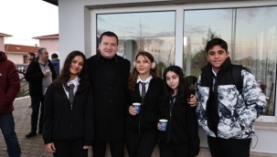 Başkan Balcıoğlu, Lise Öğrencilerine  Çorba Dağıtımında Bulundu