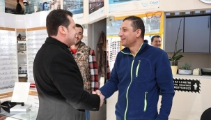 Başkan Balcıoğlu, Turgut Özal Bulvarı'ndaki Esnafları Ziyaret Etti