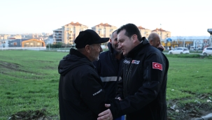 "Yılın ilk gününde de son gününde de hizmet peşindeyiz"