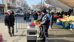 Zabıta Müdürlüğü Pazartesi Pazarı'nda Denetimlere Devam Ediyor
