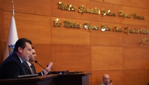 "MECLİSTE UCUZ KAHRAMANLIKLARA YER YOK!"