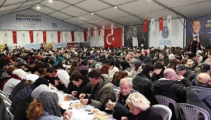 Başkan Balcıoğlu, Silivri Sahili'ndeki İftar Çadırında Vatandaşlarla Buluştu