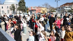 İBB'nin Ramazan Tırı, Silivri Ortaköy Mahallesi'nde Vatandaşlarla Buluştu