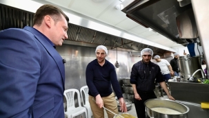 Başkan Balcıoğlu, Konya'dan getirilen seyyar mutfak ve fırın ekipmanlarını inceledi