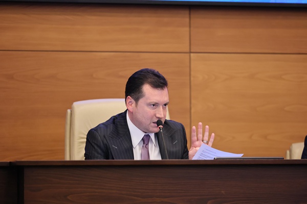 Başkan Balcıoğlu'ndan Muhalefete Net Yanıt: "Geçmişte İşçiyi Greve Mecbur Ettiniz, Bugün Hak Savunuculuğuna Soyunmayın!"