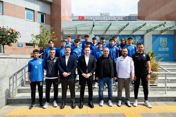 Başkan Balcıoğlu, U17 takımını misafir etti