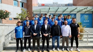 Başkan Balcıoğlu, U17 takımını misafir etti