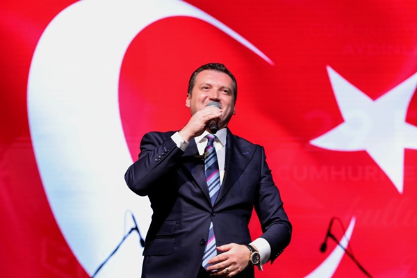 "Bir Kez Daha Haykırıyoruz, Egemenlik Kayıtsız Şartsız Milletindir!"