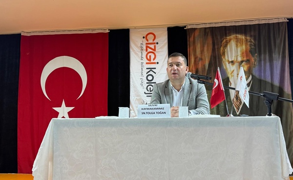 Çizgi Kariyer Günleri'nin Son Konuğu Kaymakam Tolga Toğan Oldu