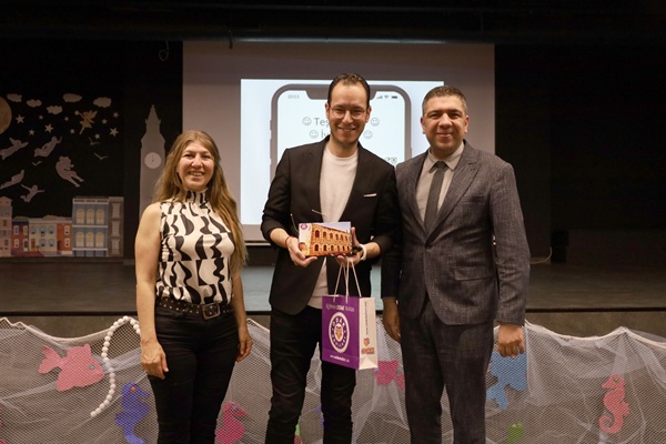 Odak Koleji'nde Oyunun Gücü: Prof. Dr. Yavuz Samur'dan "Oyun Dostu" Semineri