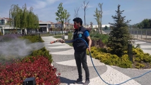 Silivri Belediyesi Park ve Sosyal Tesislerde Düzenli İlaçlama Çalışması Yürütüyor