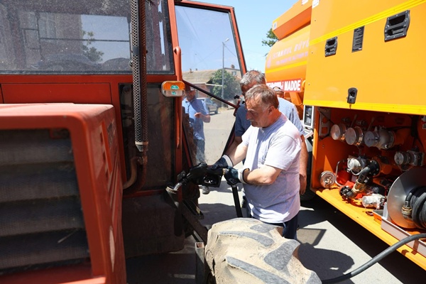 Silivri Belediyesi ve İBB iş birliğiyle çiftçilere mazot desteği sağlandı