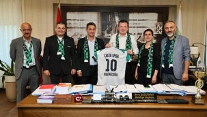 Başkan Balcıoğlu, Çeltik Mahallesi Muhtarı ve Çeltikspor Yönetimini Ağırladı