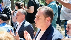 Başkan Balcıoğlu, Ferdi Zeyrek'in cenaze törenine katıldı
