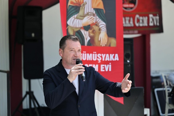 Başkan Balcıoğlu, Gümüşyaka Cemevi'nin Kahvaltı Programına Katıldı