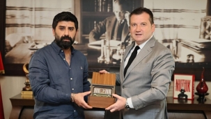 Başkan Balcıoğlu, Kızılay Silivri Şube Başkanı Emrah Aydın'ı Ağırladı