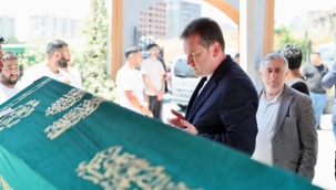 Başkan Balcıoğlu, Sıdıka Püsküllü'nün Cenaze Törenine Katıldı