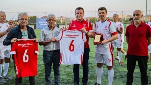 Silivri'de Müjdat Gürsu Anısına Veteran Spor Etkinliği Düzenlendi