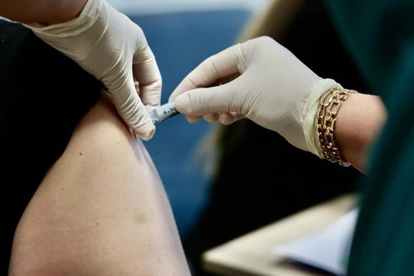 Silivri Belediyesi'nden Ücretsiz HPV Aşısında 3. Doz Uygulaması