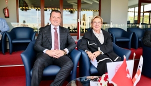 Başkan Balcıoğlu, Silivri Belediye Başkanlığı Koşusu'nu tribünde takip etti