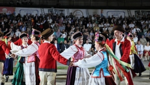 FolkFest'in ilk günü coşkuyla gerçekleşti