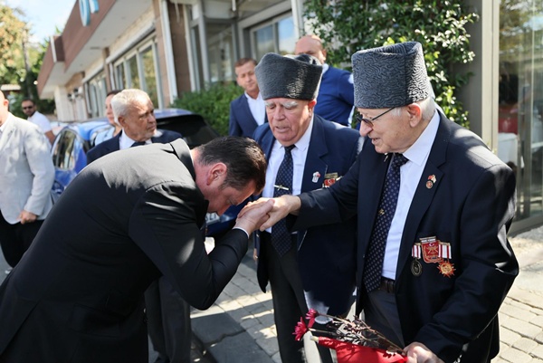 "Gazilik, Bu Milletin Ruhunda Var Olan En Yüce Mertebeler Olarak Nesilden Nesile Taşınmıştır"