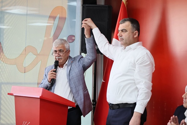 Silivri'de Kongre Heyecanı: Kömür'den Aday Olmama Kararı, Doruk Bulut'a Tam Destek